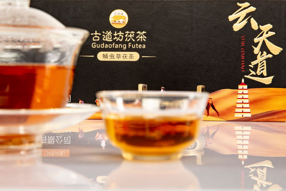 건강 음료 전통 공예 Cordyceps militaris 맛있는 암흑 차 가용 상자 제품 체중 감량 및 건강한 차